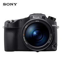 索尼 RX10 IV 黑卡超长焦旗舰数码相机(24mm-600mF2.4-F4蔡斯镜头) 黑色产品图片主图